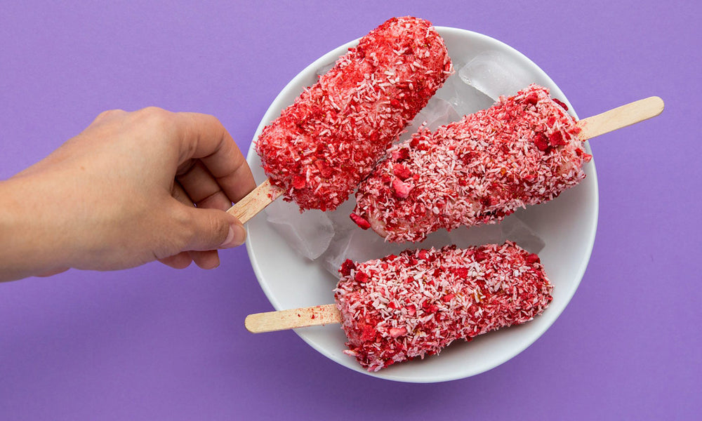 Strawberry Cheesecake Pops